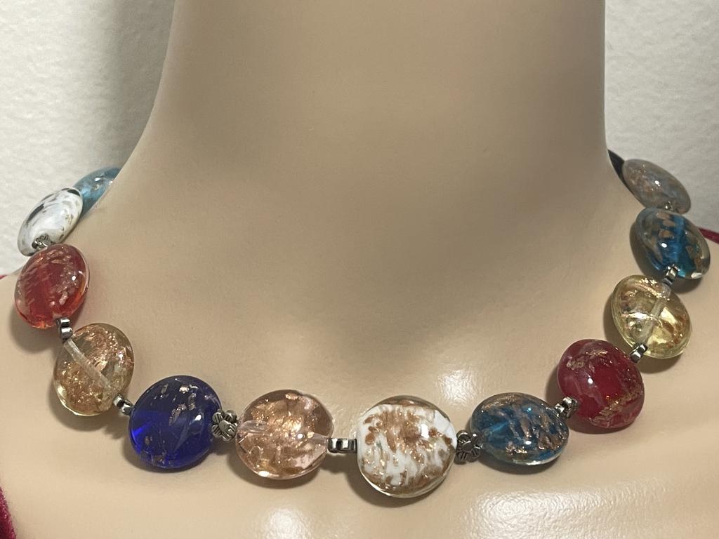 MURANO ITALY ART GLASS CHOKER NECKLACE: MURANO ITALY ART GLASS CHOKER NECKLACE