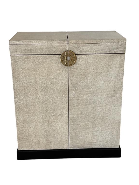 VTG CHINOISERIE SNAKESKIN STYLE DRY BAR CABINE: VINTAGE CHINOISERIE SNAKESKIN STYLE DRY BAR CABINET-37" X 31" X 17" APPROX OPENS TO 62"-PRE OWNED CONDITION, MINOR WEAR-DP31723 THIS ITEM IS LOCATED OFF-SITE. All items off-site must be picked up by c