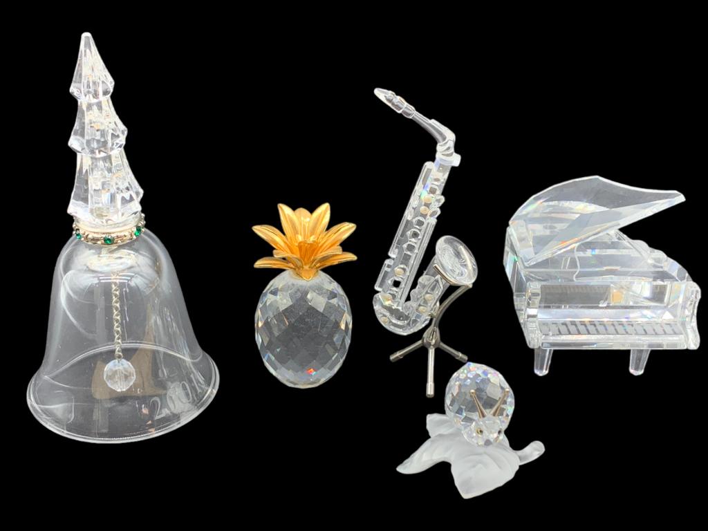 COLLECTION OF SWAROVSKI CRYSTAL TRINKETS (5) (1 of 2)