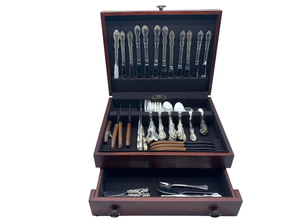 VTG AMSILCO 76 PIECE FLATWARE SET (1 of 3)