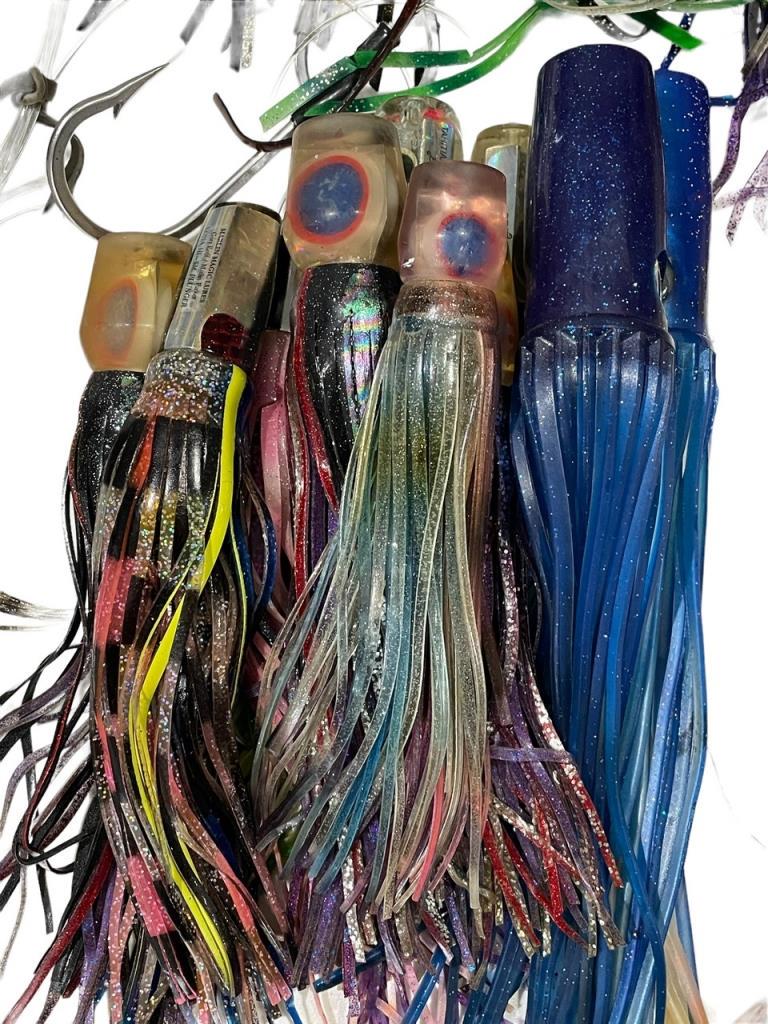 10 LARGE BLACK BART* SPORT FISHING LURES 11" (1 of 6)