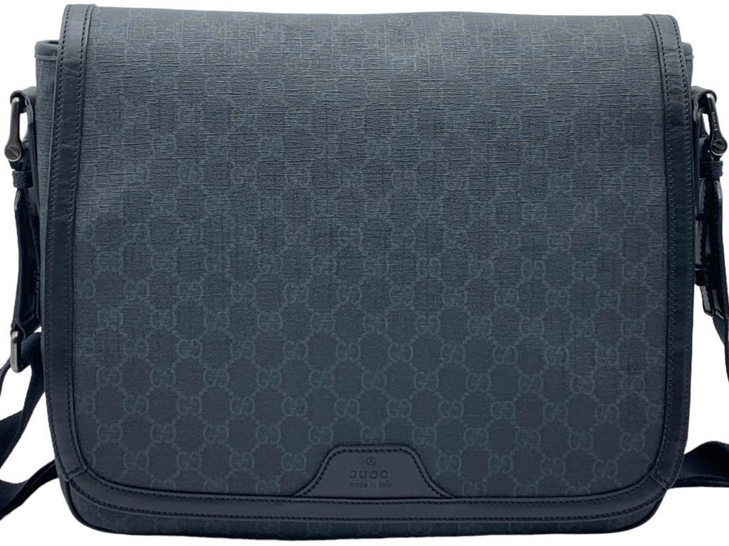 BLACK GUCCI SUPERMEN MESSENGER BAG (1 of 5)