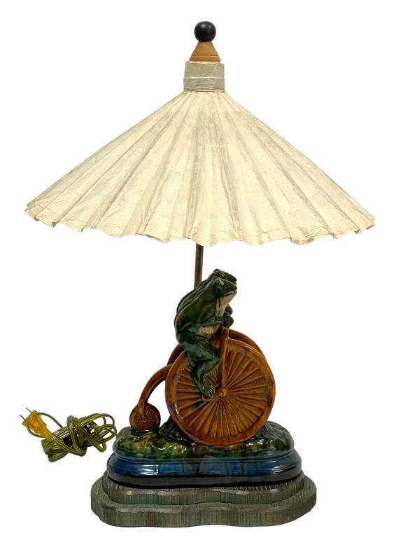 FREDERICK COOPER CERAMIC BICYCLE FROGS LAMP (1 of 6)