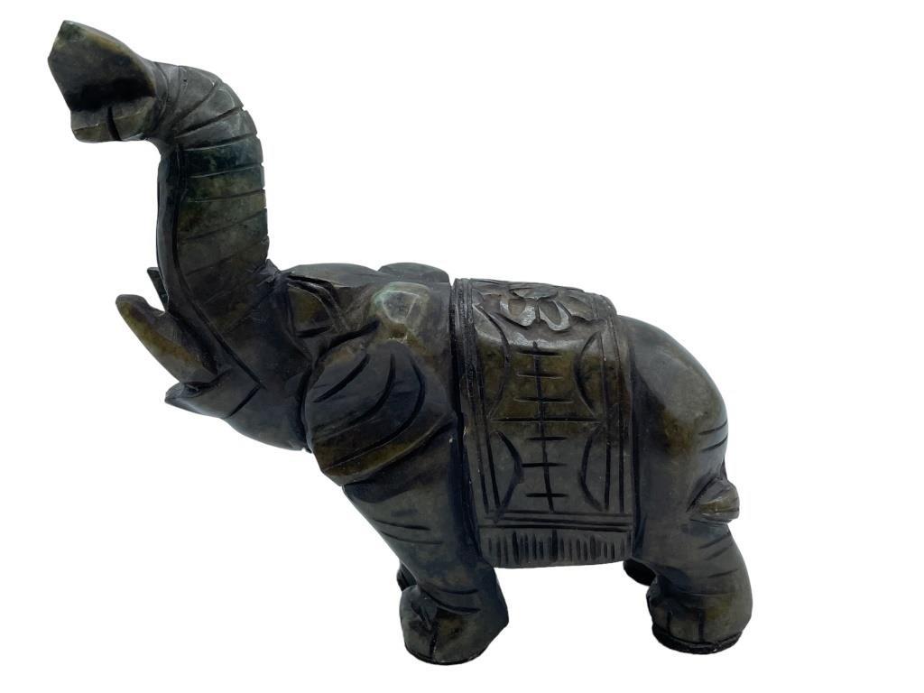 ANTIQUE CHINESE CARVED STONE ELEPHANT 5" (1 of 5)