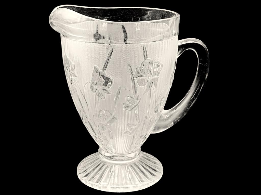 VTG JENETTE IRIS CLEAR GLASS WATER PITCHER 8.5" (1 of 4)