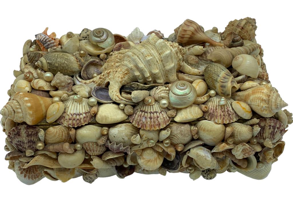 VTG SEASHELL JEWELRY TRINKET BOX (1 of 5)