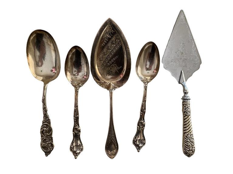 LOT OF 5 STERLING SILVER SERVING UTENSILS (1 of 13)