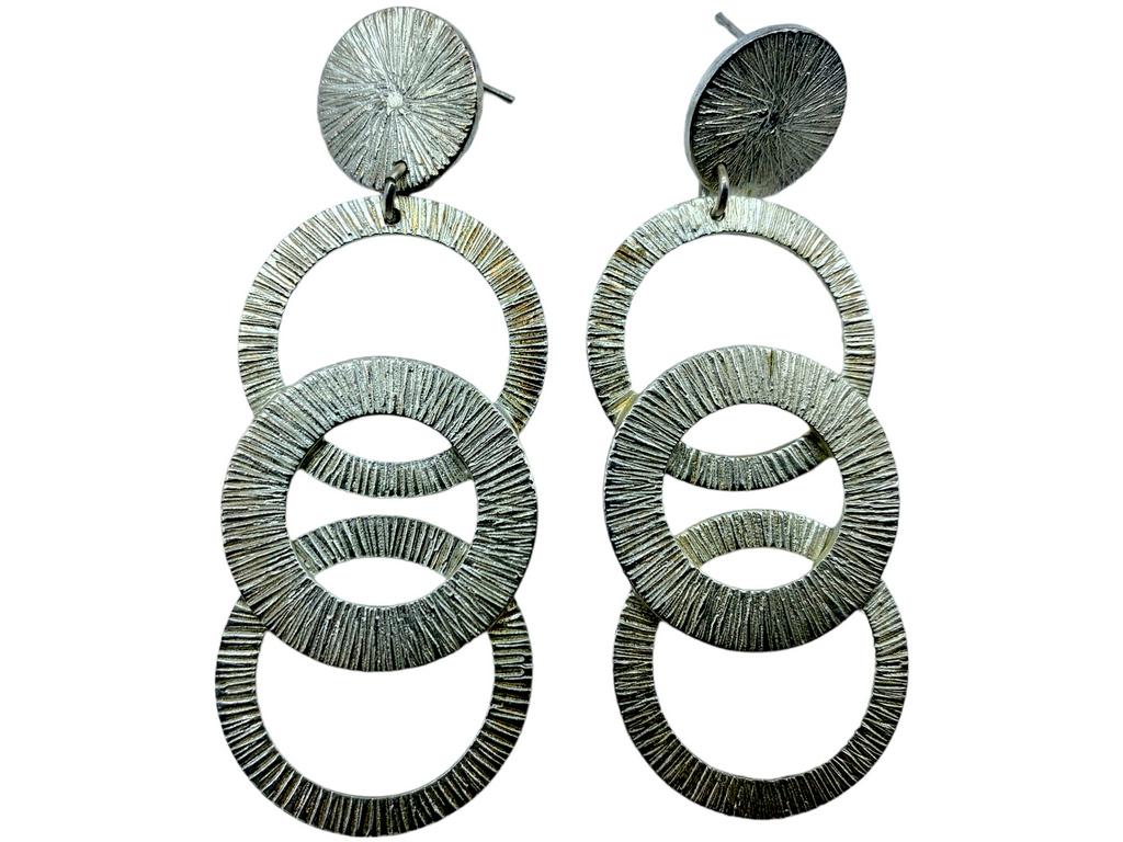 CHANEL STYLE MULTI HOOP DROP EARRINGS: -CHANEL STYLE MULTI HOOP DROP EARRINGS -SIZE: 2.5"JR BTQ GLS SHO CSE 04/20