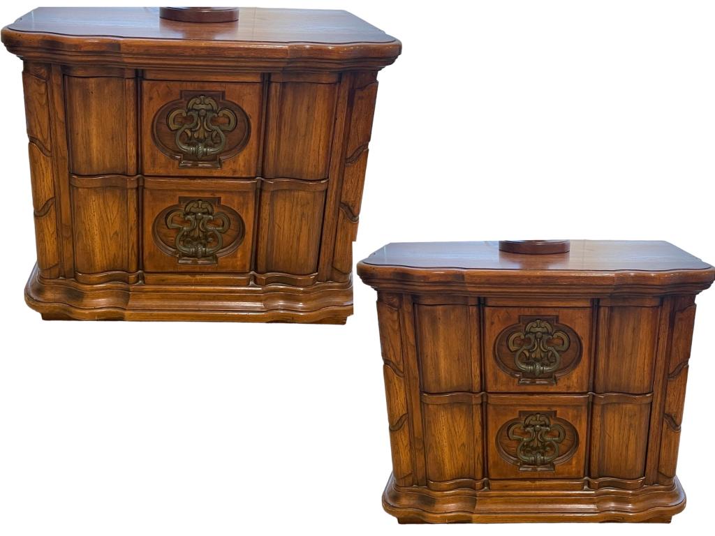 MID-CENTURY THOMASVILLE PAIR OF NIGHTSTANDS: MID-CENTURY THOMASVILLE PAIR OF NIGHTSTANDS-23" X 27" X 18" APPROX EACH -VERY GOOD CONDITION CONSISTANT WITH AGE