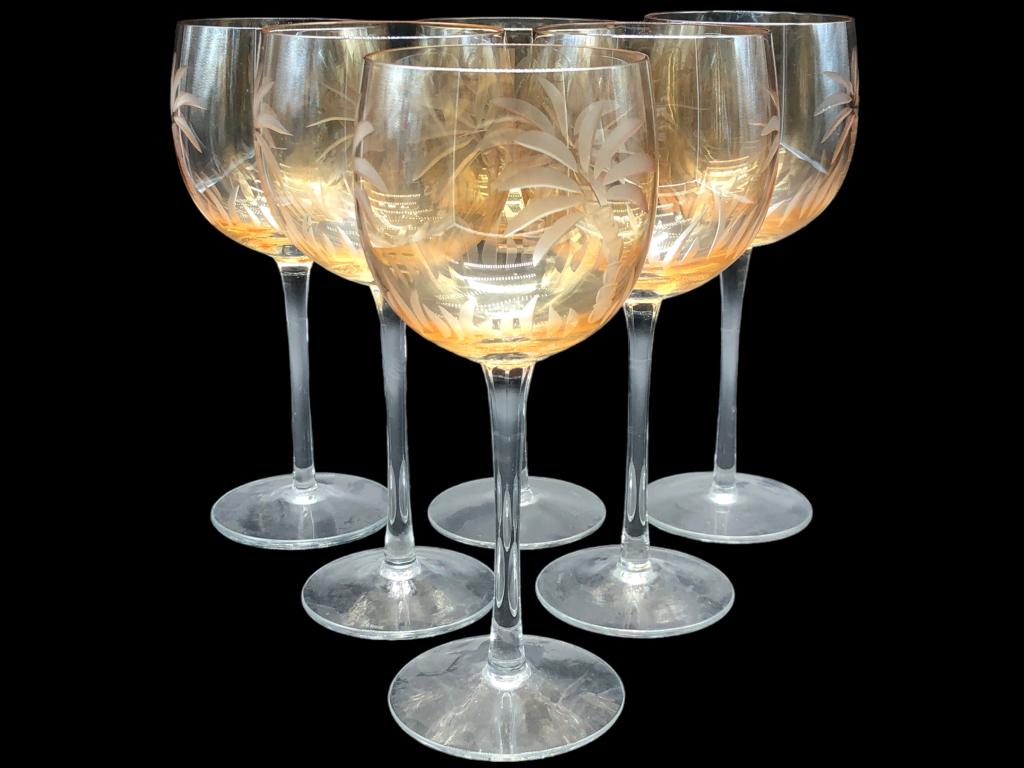 AMBER FLOWER ETCHED CRYSTAL TALL WINE GOBLET SET-6: AMBER FLOWER ETCHED CRYSTAL TALL WINE GOBLET SET-VERY GOOD CONDITION-SET OF 6 -LENOX -SIZE: 8.5" X 3.5"KA BCK SHO CASE 5/24/23