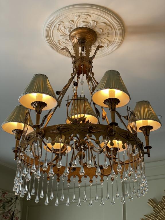 NEOCLASSICAL CRYSTAL AND BRASS CHANDELIER 33" (1 of 5)