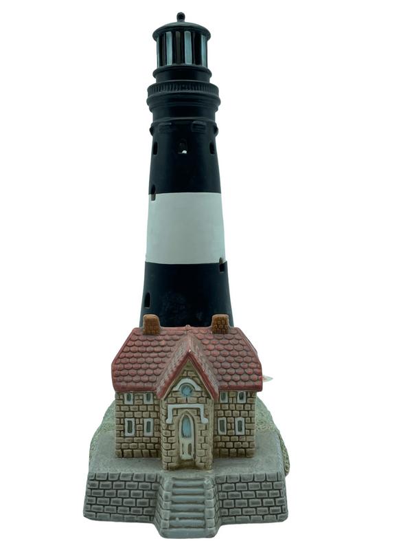 LEFTON LIGHTHOUSE ILLUMINATED TABLE LAMP WITH TAG (1 of 9)