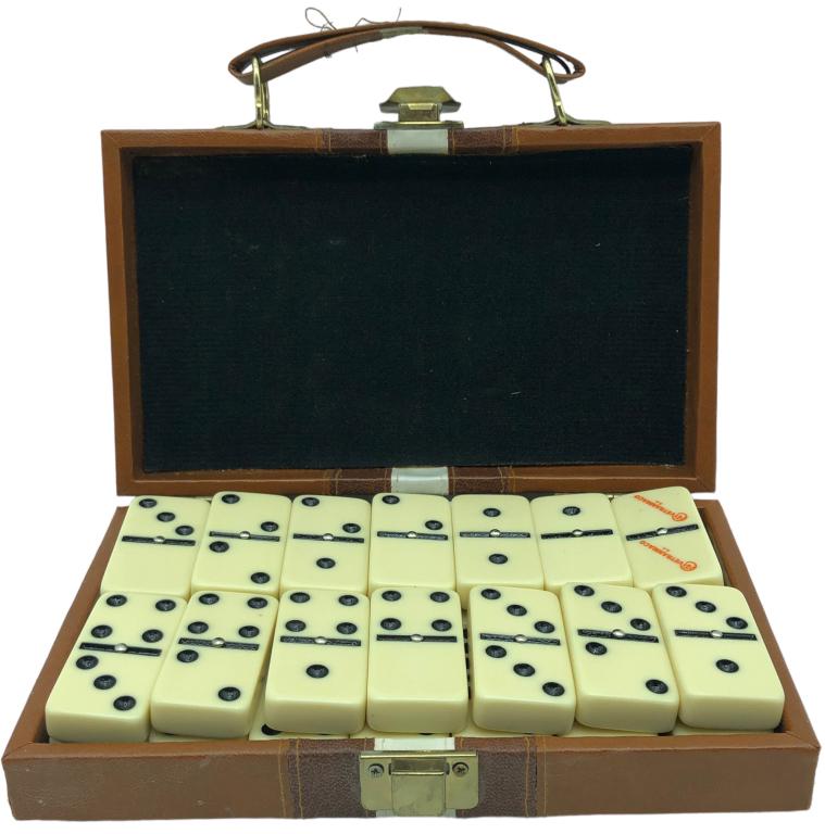 VETRANMACO TRAVEL SIZE DOMINOES GAME (28) (1 of 5)