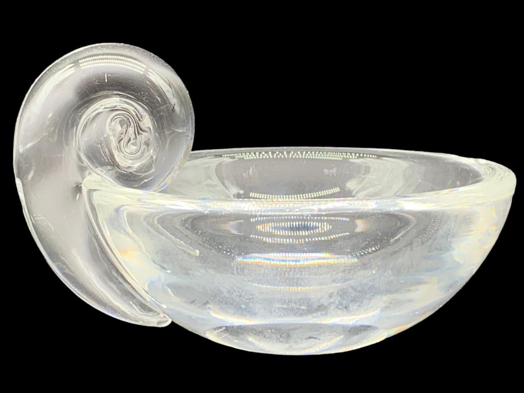 SIGNED STEUBEN CRYSTAL SNAIL HANDLE OLIVE BOWL (1 of 6)