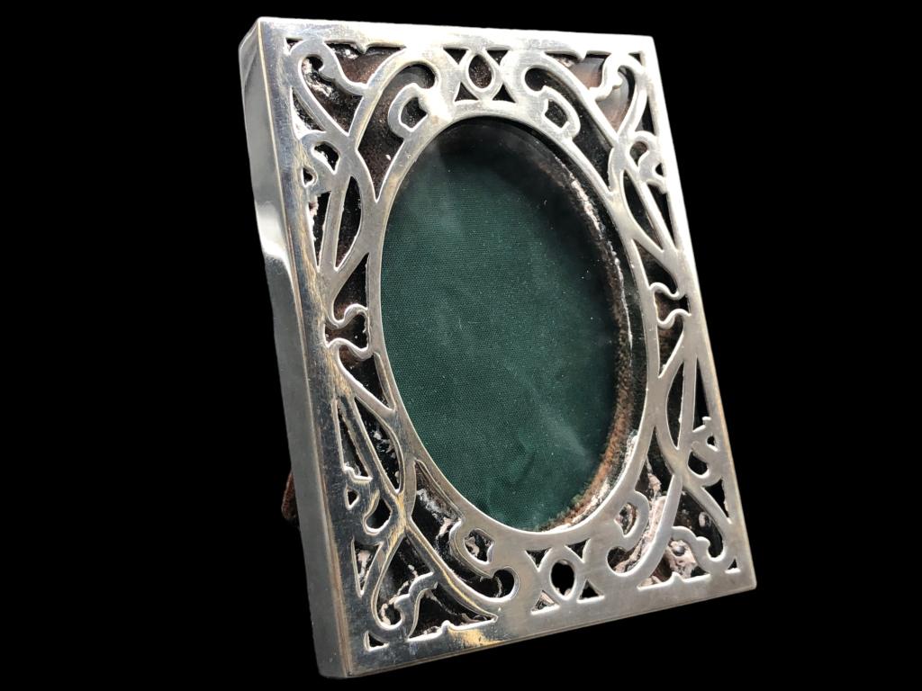 VTG STERLING SILVER PICTURE FRAME 4" (1 of 4)
