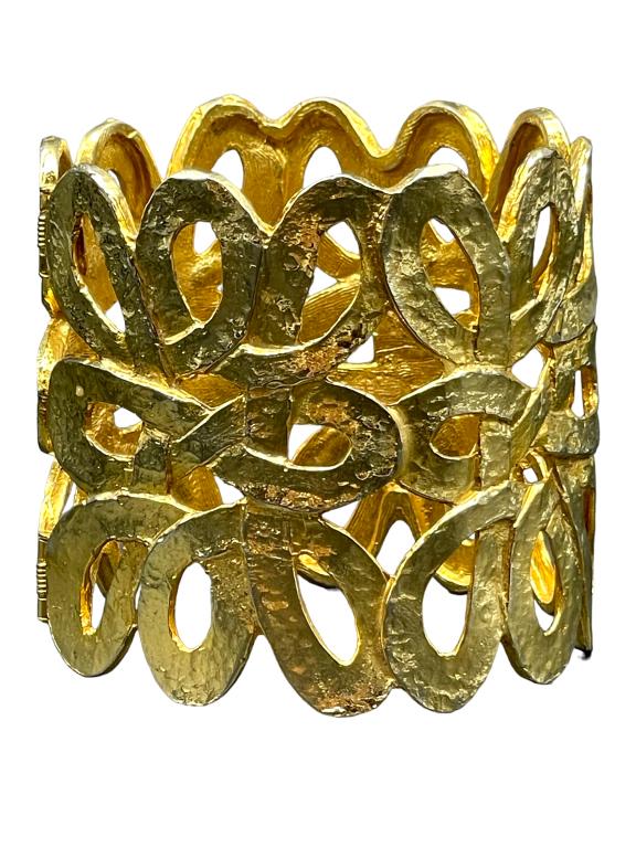 VINTAGE MID CENTURY OPENWORK CUFF BRACELET (1 of 6)