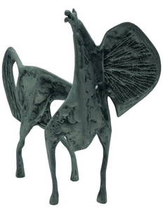 DONALD DRUMM PEGASUS SCULPTURE 13": DONALD DRUMM PEGASUS "MYTHICAL WINGED HORSE' SCULPTURE -GOOD PREOWNED CONDITION-SIZE: 13" X 12"KA BTQ DISPLAY