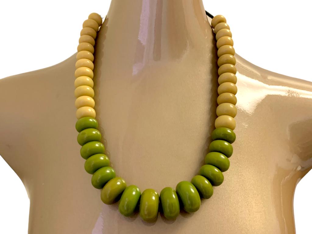 VTG RETRO CHUNKY BEADED NECKLACE (1 of 1)