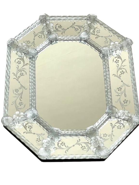 MID CENTURY VENETIAN ITALIAN GLASS MIRROR 26" (1 of 10)