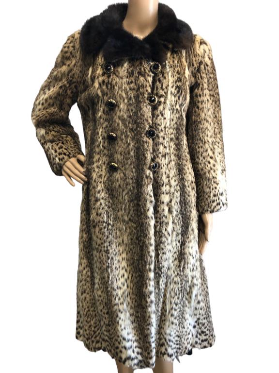 VINTAGE SPOTTED CAT RANCH MINK COLLAR COAT (1 of 6)