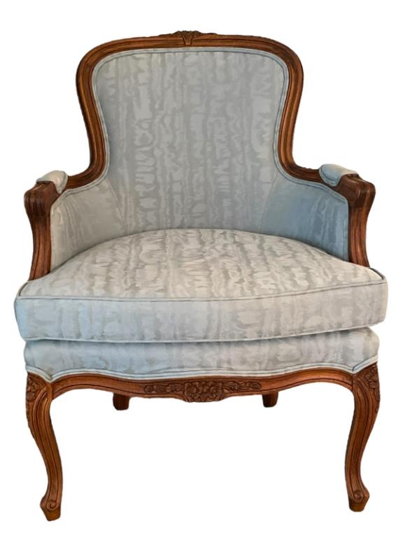 ETHAN ALLEN  LOUIS STYLE OCCASIONAL CHAIR 39" (1 of 7)