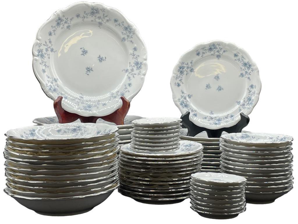 JOHANN HAVILAND BAVARIA BLUE GARLAND CHINA SET (1 of 3)