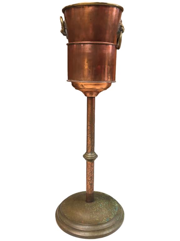 VINTAGE COPPER CHAMPAGNE STAND 32": VINTAGE COPPER CHAMPAGNE STAND-GOOD PREOWNED CONDITION -SIZE: 32"-7/20/23 BTQ