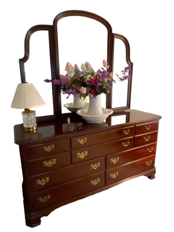 Ethan allen 2024 mirrored dresser