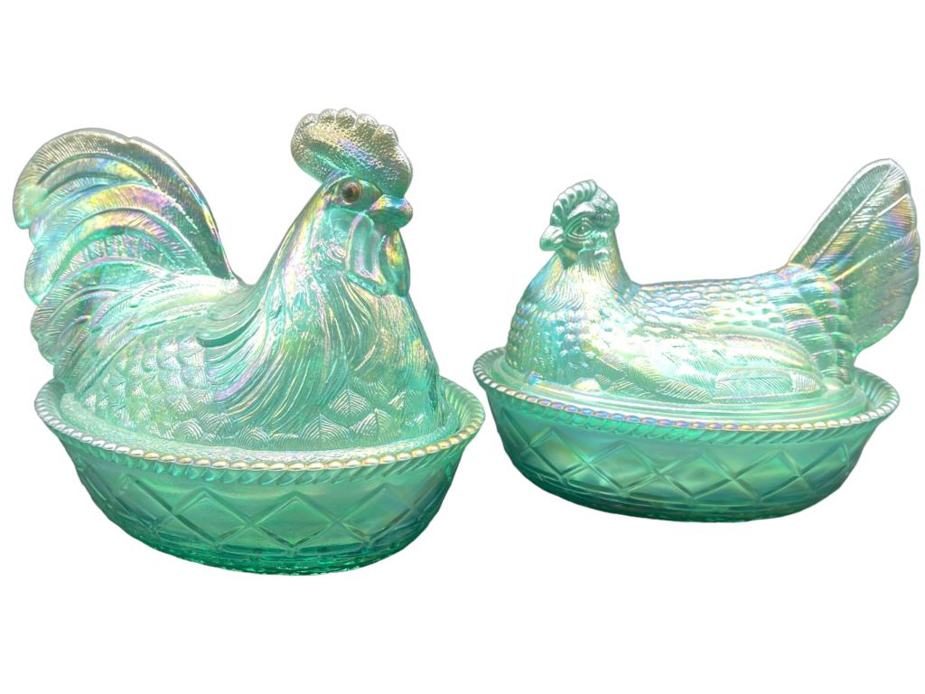 PAIR OF FENTON AQUA IRIDESCENT CARNIVAL GLASS HENS: PAIR OF FENTON AQUA IRIDESCENT CARNIVAL GLASS HEN-VERY GOOD CONDITION