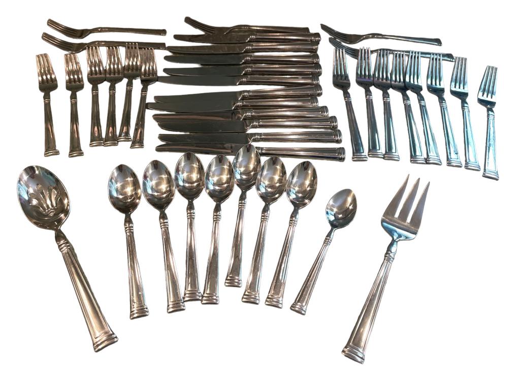 VINTAGE LENOX SET OF FLATWARE (1 of 2)