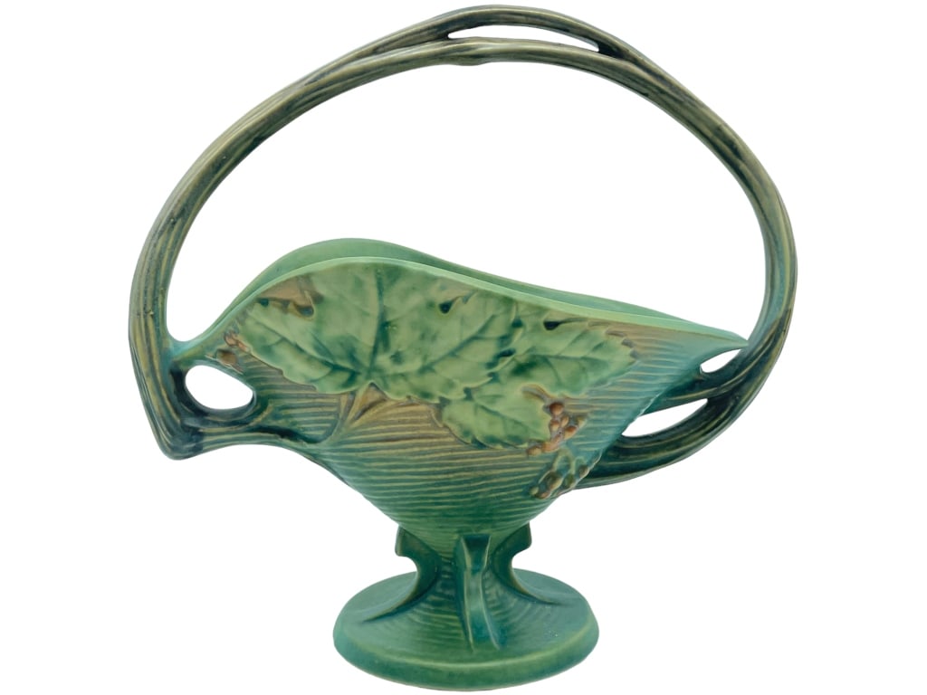ROSEVILLE POTTERY BUSHBERRY CERAMIC BASKET (1 of 4)