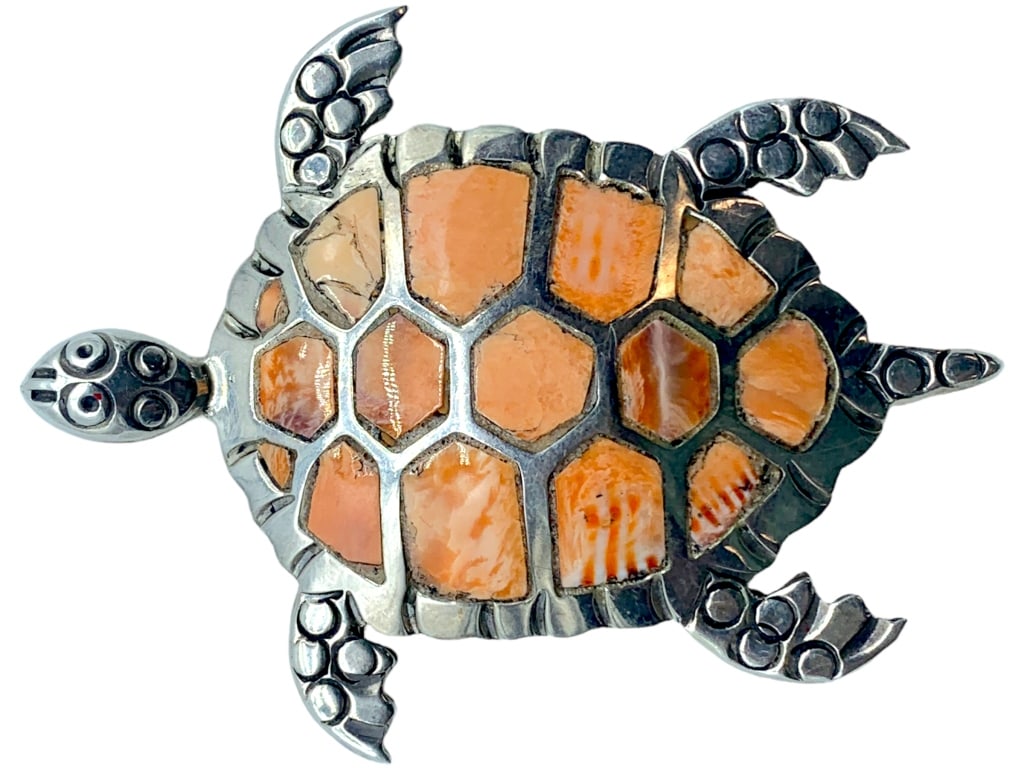 HECHO A AMANO STERLING SILVER TURTLE BROOCH (1 of 2)