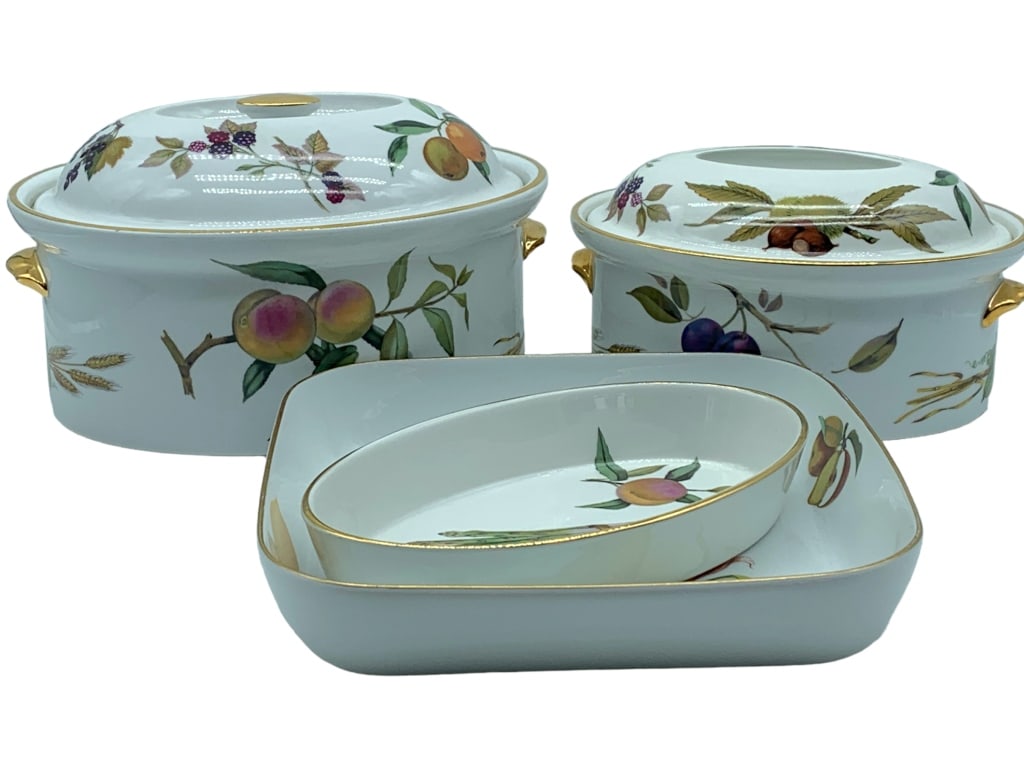 ROYAL WORCESTER EVESHAM GOLD SERVING SET (4) (1 of 10)