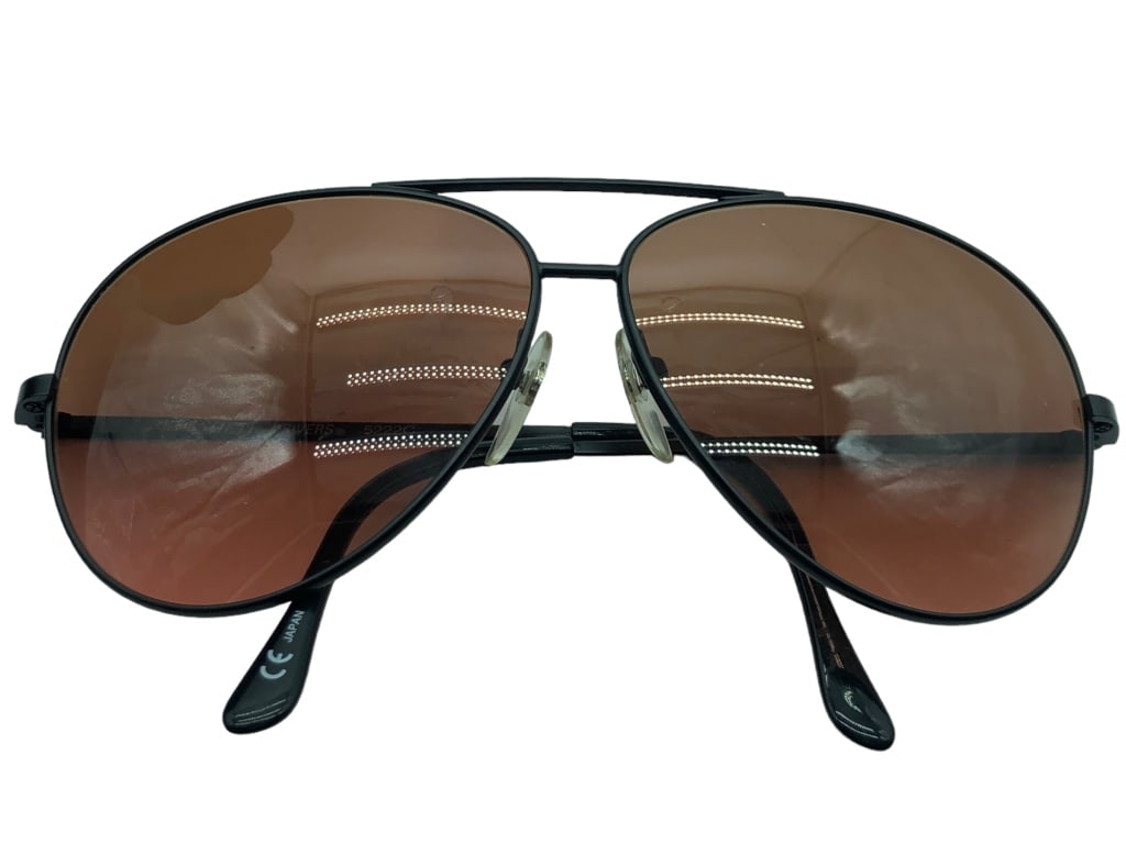 SERENGETI MATTE BLACK DRIVERS GRADIENT SUNGLASSES: SERENGETI MATTE BLACK DRIVERS GRADIENT SUNGLASSES-VERY GOOD PREOWNED CONDITION-ID- 5222CKA FRO 8/15/23