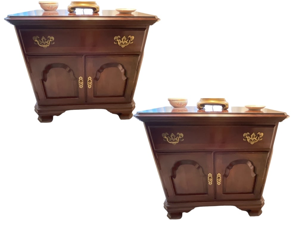 PAIR OF ETHAN ALLEN NIGHTSTAND END TABLES 27" (1 of 5)