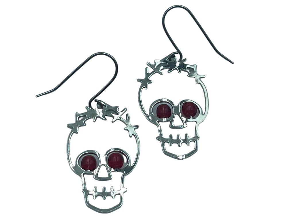 NEW DAVID HOWELL & COMPANY 2 SKULLS EARRINGS (1 of 2)