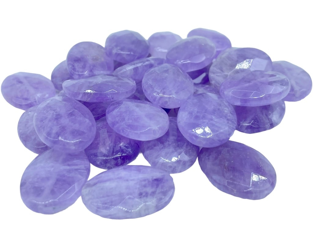 29 LRG FACETED CAPE AMETHYST OVAL GEMSTONE (1 of 2)
