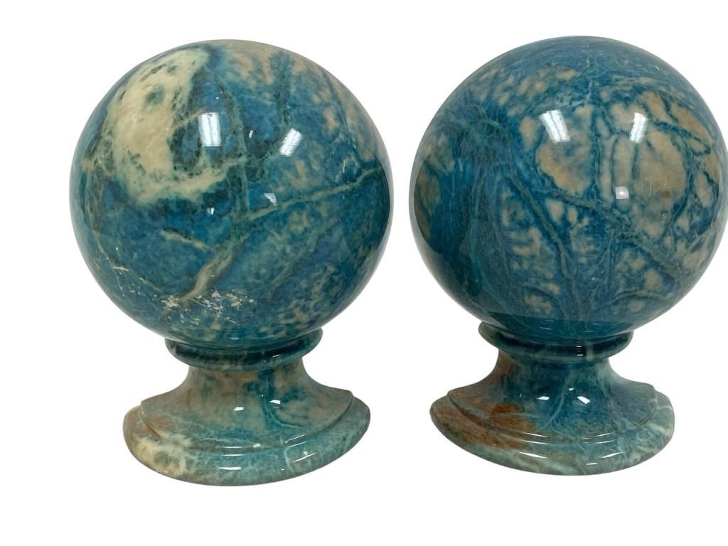 VINTAGE ITALIAN ALABASTER HALF SPHERE BOOK ENDS 7": -VINTAGE ITALIAN ALABASTER HALF SPHERE BOOK ENDS-7" X 4" X 2" APPROX-PRE OWNED CONDITION, MINOR WEAR, SEE ALL PHOTOS-JR RL GLRY 08/08