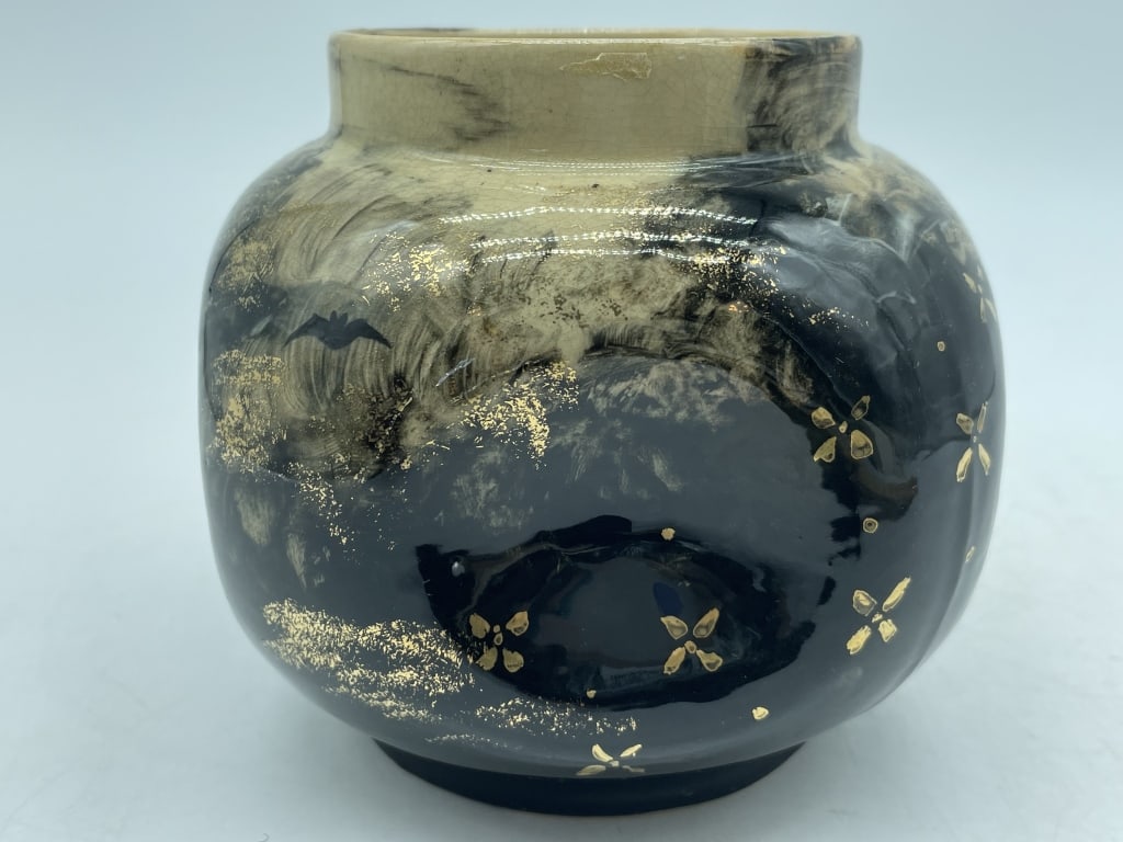 ROOKWOOD ART POTTERY JAR 5" (1 of 3)