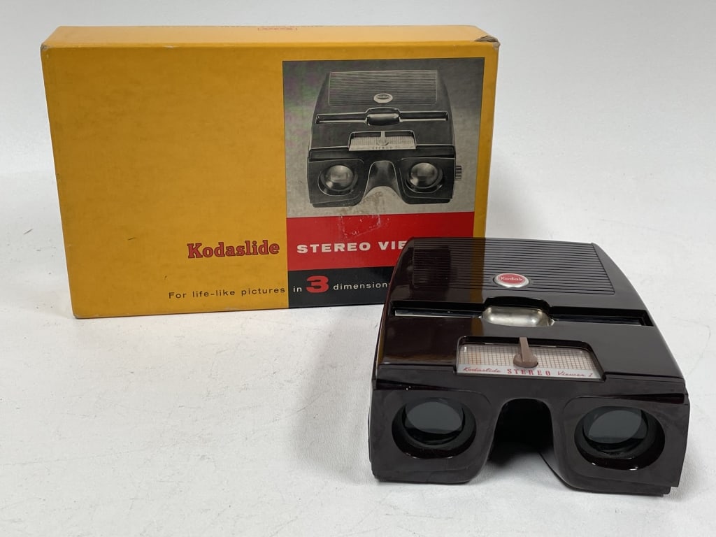 VTG KODAK KODASLIDE STEREO VIEWER & BOX (1 of 2)