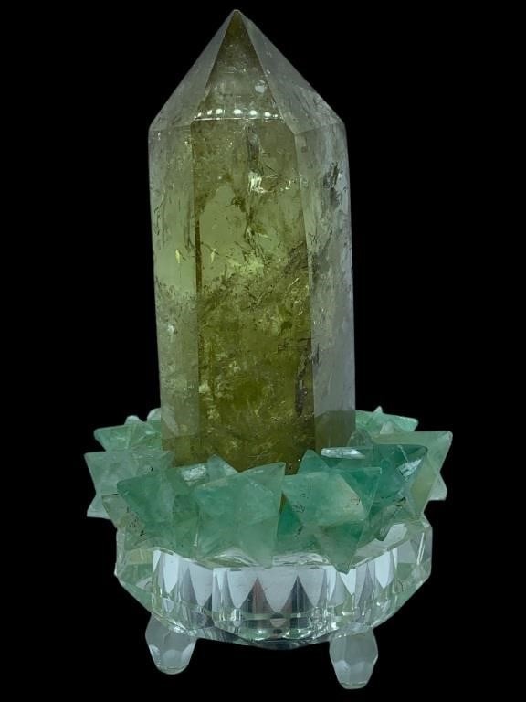 CRYSTAL GEODE LIGHT UP MERKABA PEDESTAL 6.5" (1 of 3)