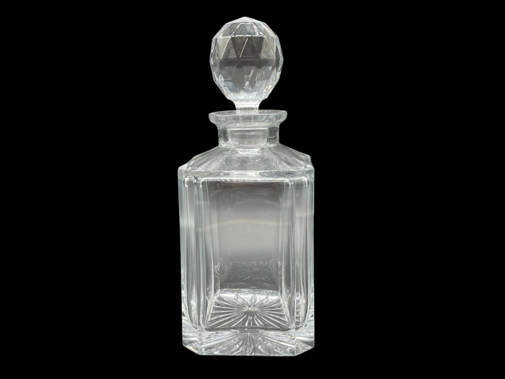 VINTAGE CLEAR CUT CRYSTAL DECANTER 9.5" (1 of 7)