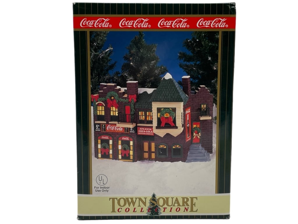 NEW! TOWN SQUARE ATLANTA COCA-COLA VILLAGE (1 of 3)