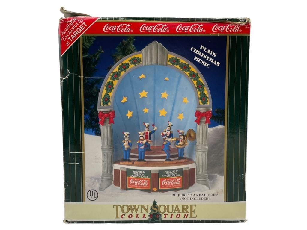 NEW! MARCHING BAND COCA -COLA  TOWN SQUARE COLLECTION (1 of 3)