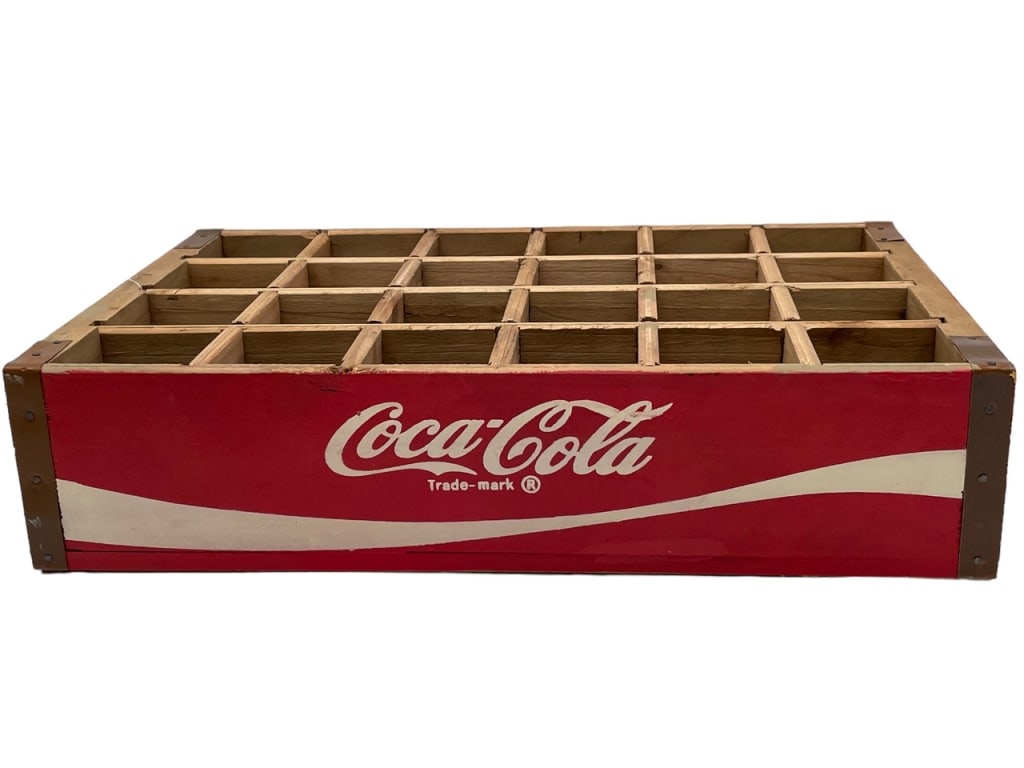 WOOD COCA COLA CAN HOLDER (1 of 5)