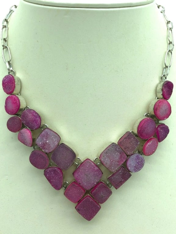 STERLING SILVER DRUZY STATEMENT NECKLACE: STERLING SILVER DRUZY STATEMENT NECKLACE-9.5"