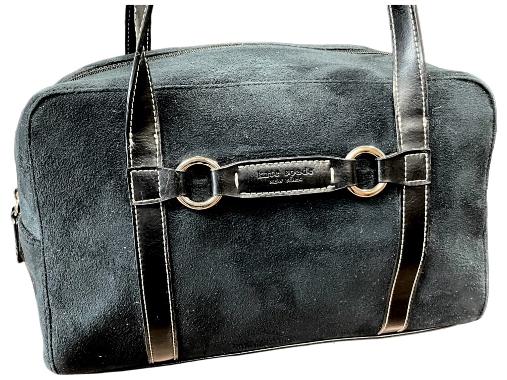 KATE SPADE SUEDE HAND BAG: KATE SPADE SUEDE HAND BAG -VERY GOOD PRE-OWNED CONDITION-BLACKSR Please be advised that by placing a bid, you are entering into a legally binding contract with DejaVu Estate Sales & Auctions, LLC