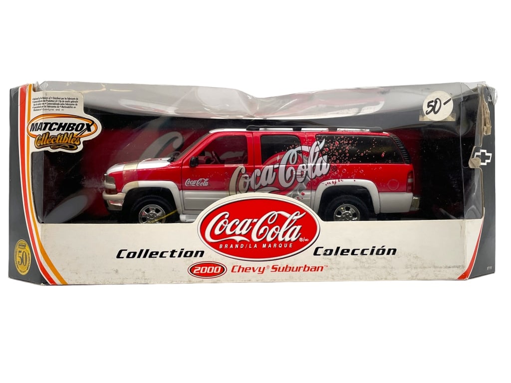 NEW! COCA-COLA MATCHBOX 2000 CHEVY SUBURBAN (1 of 3)