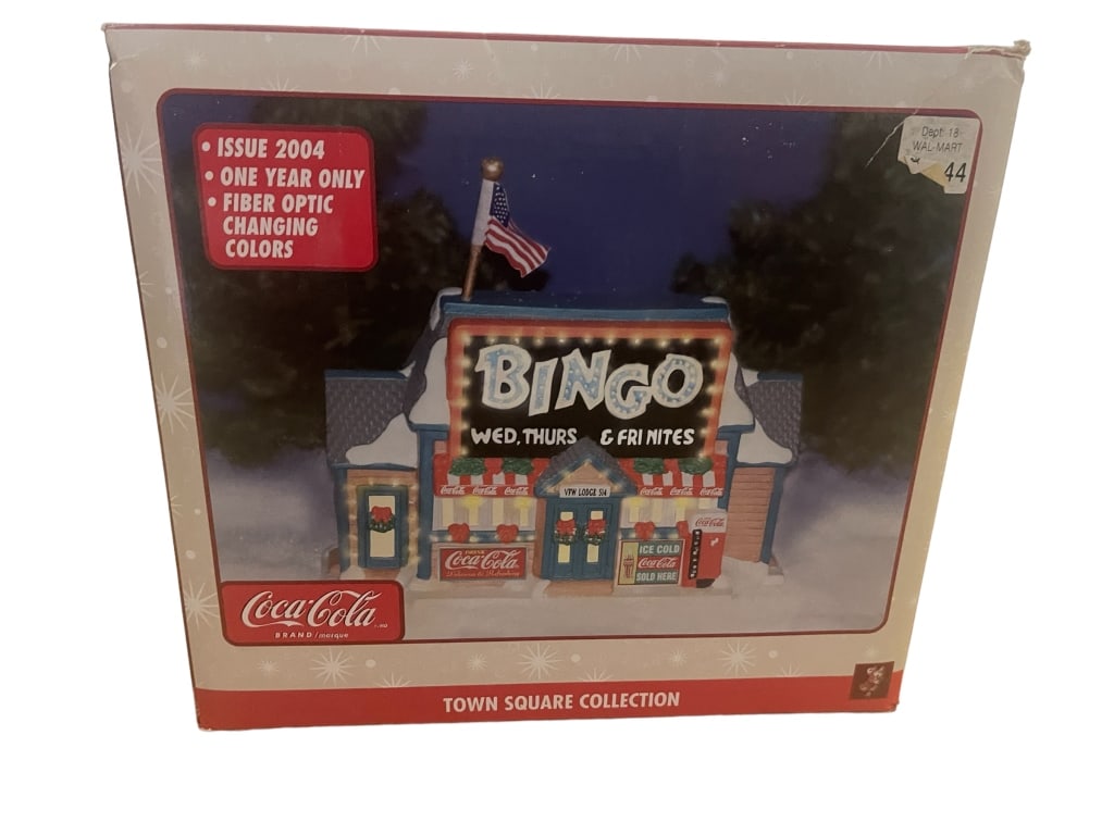 NEW! COCA-COLA TOWN SQUARE BINGO & RESTAURANT: -NEW! COCA-COLA TOWN SQUARE BINGO & RESTAURANT -NEW IN BOX-B1