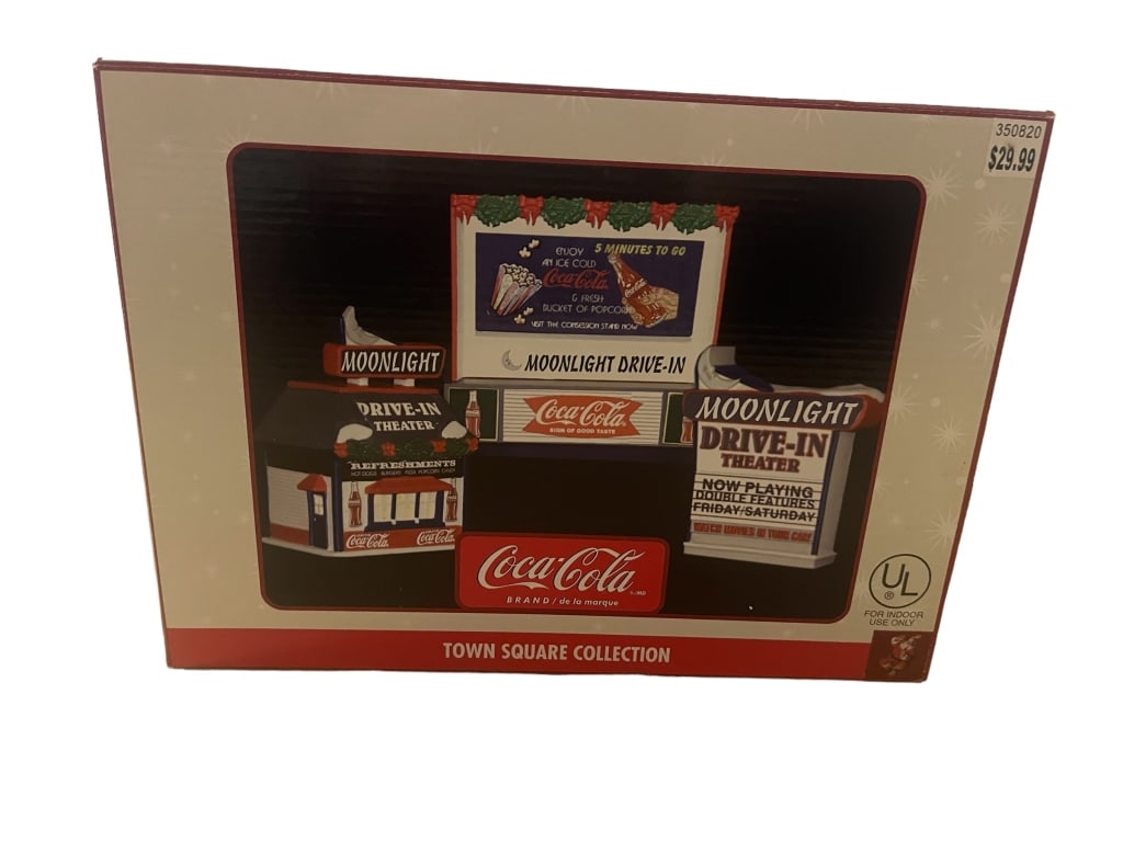 NEW! COCA-COLA TOWN SQUARE THEATER 3 PIECE SET (1 of 3)